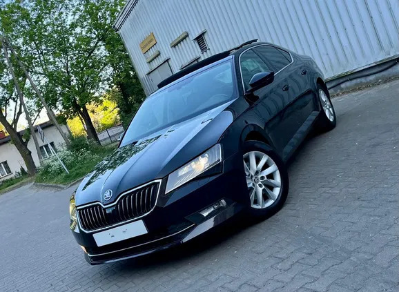 lubuskie Skoda Superb cena 59900 przebieg: 188300, rok produkcji 2019 z Kudowa-Zdrój